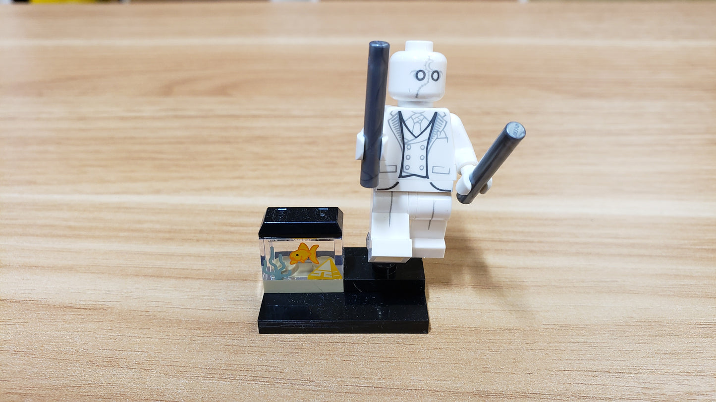 New, Complete LEGO® Collectible Minifigures Set colmar2-3 - Mr. Knight, Marvel Studios, Series 2 (Complete Set with Stand and Accessories)