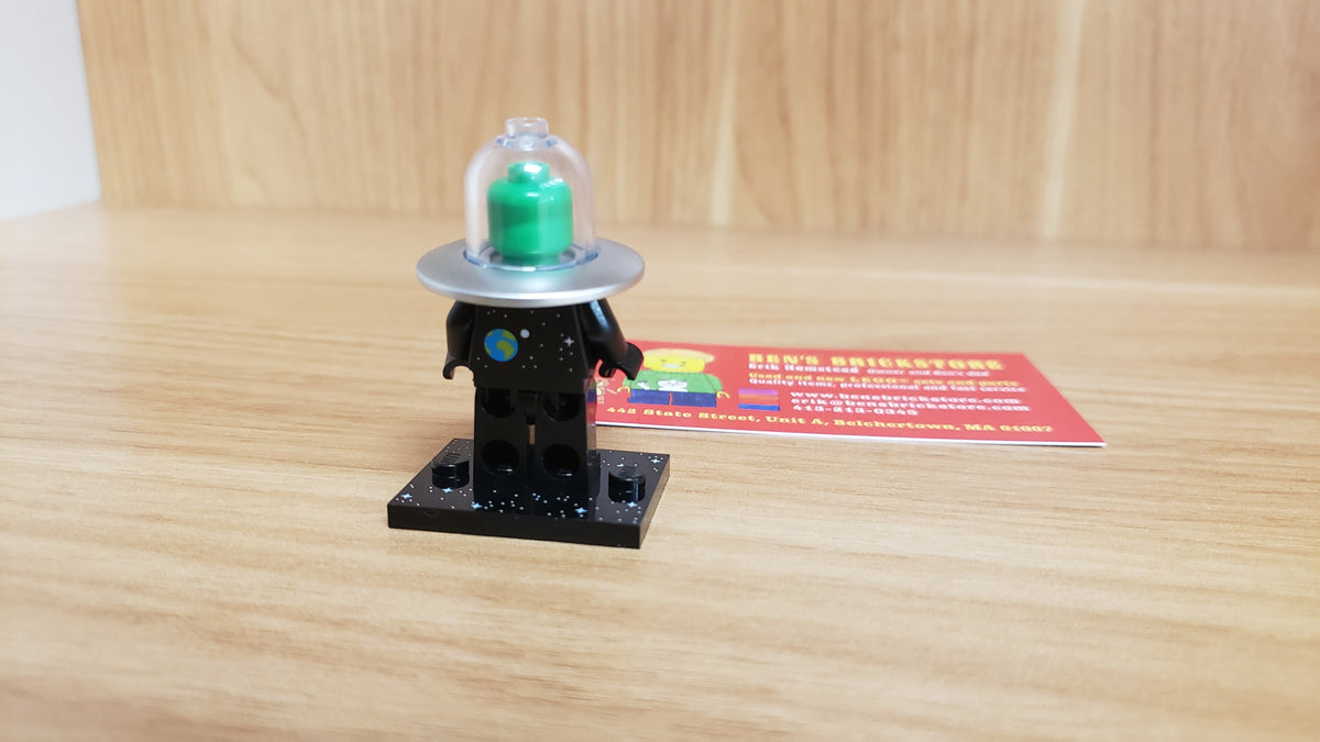 New, Sealed LEGO® Collectible Minifigures Set 71046, col26-7 - Flying Saucer Costume Fan, Series 26 (Complete Set with Stand and Accessories)