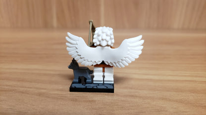 New, Complete LEGO® Collectible Minifigures Set 71047, coldnd-6 - Aarakocra Ranger, Dungeons & Dragons (Complete Set with Stand and Accessories)