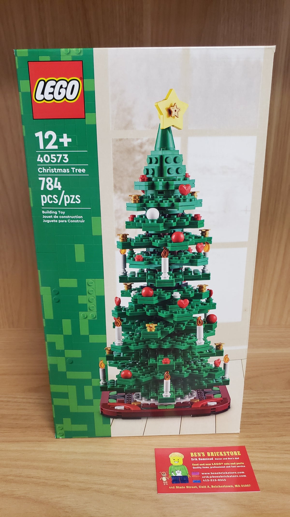 New, Sealed LEGO® Holiday & Event Set 40573 - Christmas Tree (784 pcs)