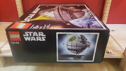 Used, Complete LEGO Star Wars Set 10143 - Death Star II - UCS (3449 pcs)