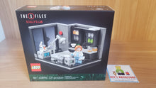 Set 40896 - The X-Files: Scully's Lab