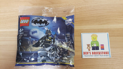 New, Sealed LEGO® Super Heroes Tim Burton's Batman Set 30653 - Batman 1992 polybag (40 pcs)