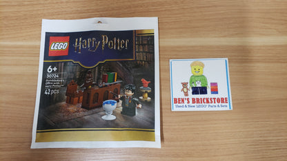 New, Sealed LEGO® Harry Potter Set 30724 - Dumbledore's Office with Harry Potter paper bag (42 pcs)