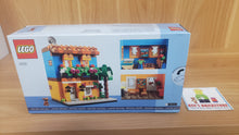 New, Sealed DAMAGED BOX LEGO® Brand Set 40583 - Houses of the World 1 (348 pcs)